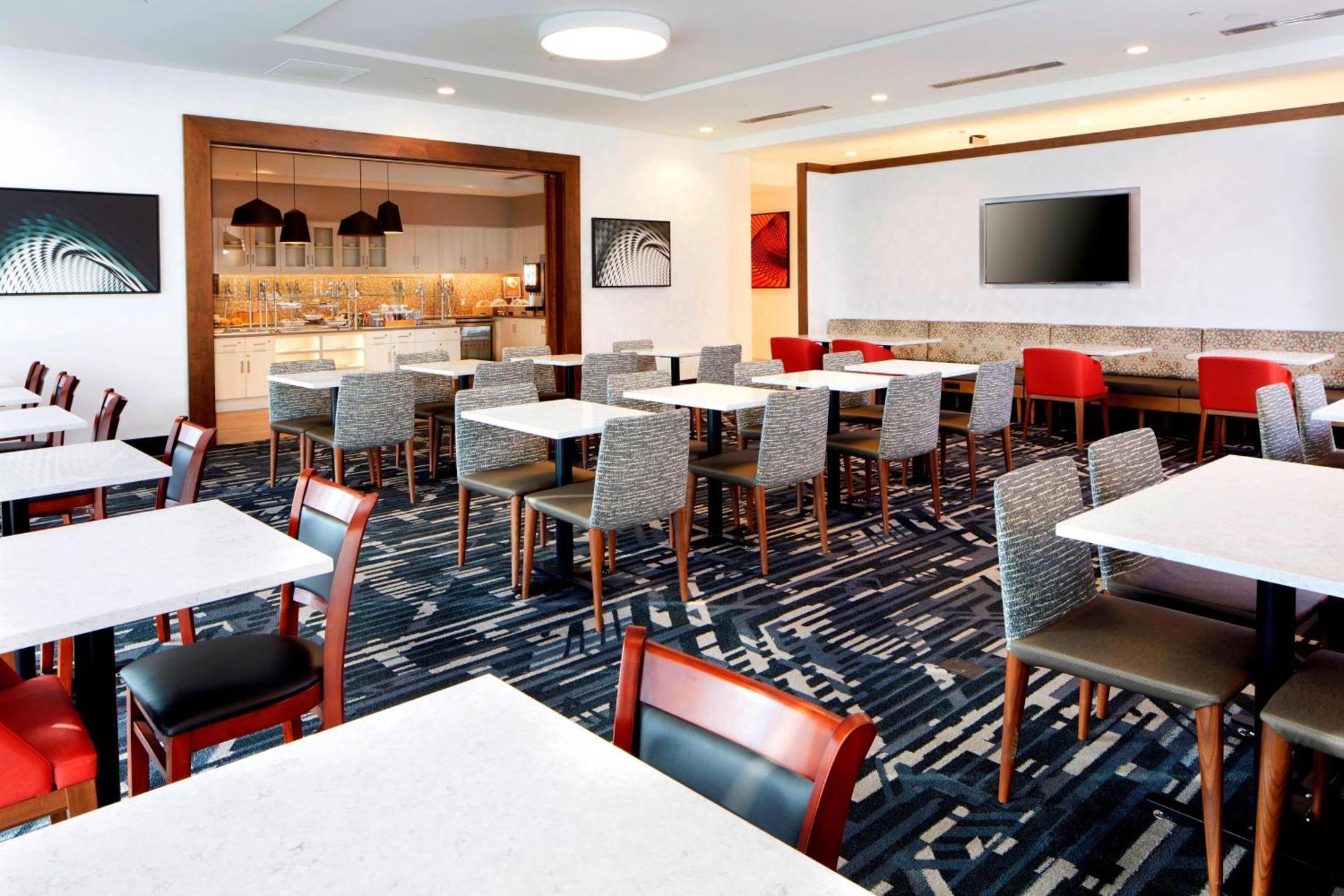 Towneplace Suites By Marriott Columbus Easton Area Exterior foto